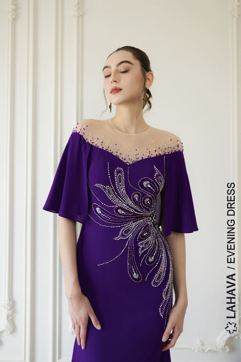 Impressive pattern beaded mermaid gown